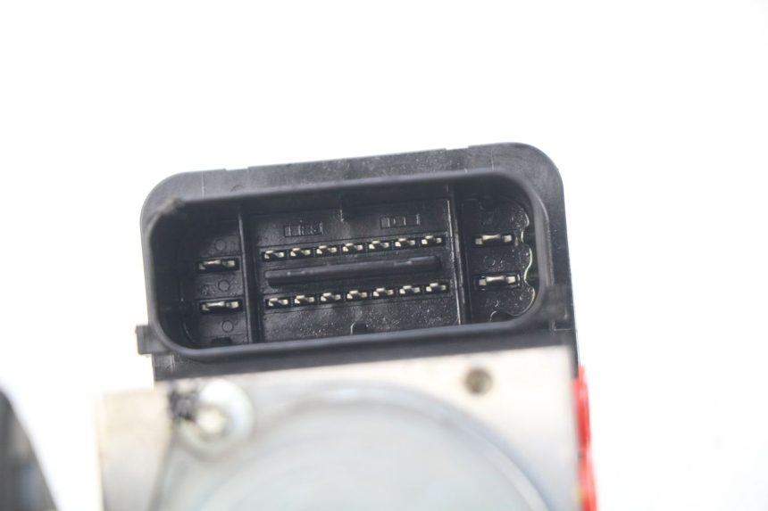 photo de ABS-POMP KAWASAKI Z 650 (2016 - 2019) - Technische close-up