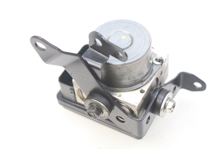 photo de ABS-POMP KAWASAKI Z 650 (2016 - 2019) - Bevestigingspunten