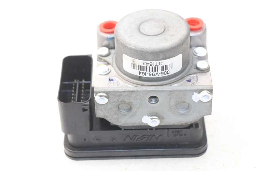 photo de ABS-POMP KAWASAKI Z Z900 900 (2017 - 2019) - Hoofdaanzicht