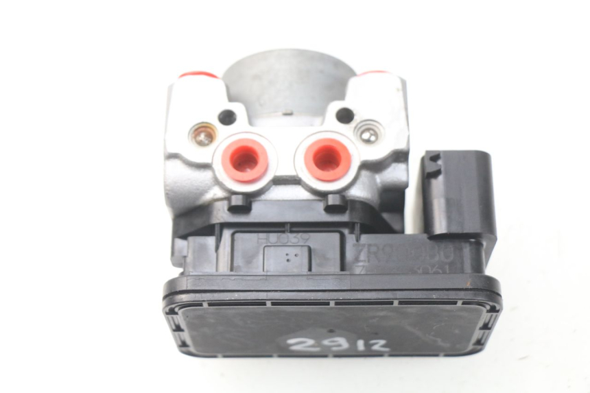 photo de ABS-POMP KAWASAKI Z Z900 900 (2017 - 2019) - Andere kijkhoek