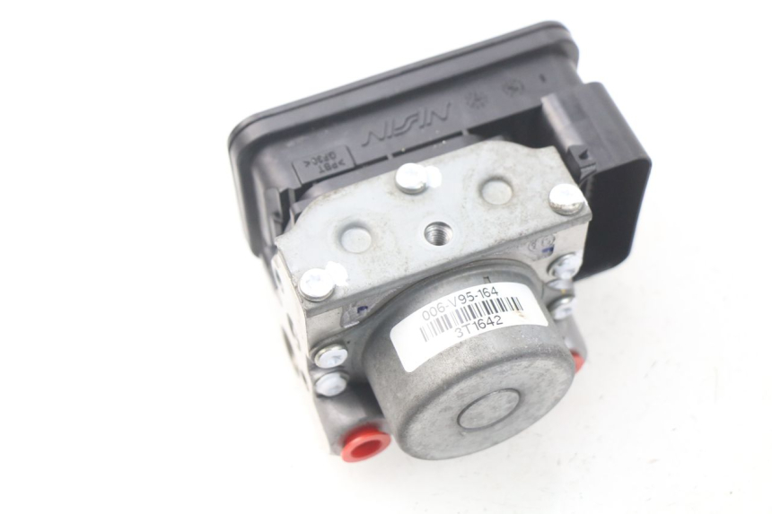 photo de ABS-POMP KAWASAKI Z Z900 900 (2017 - 2019) - Technische close-up