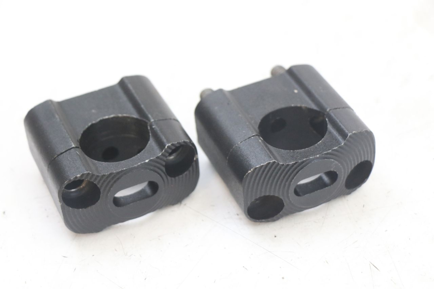 photo de STUURKLEM DERBI SENDA SM DRD X-TREME 50 (2011 - 2017) - Detail van het onderdeel