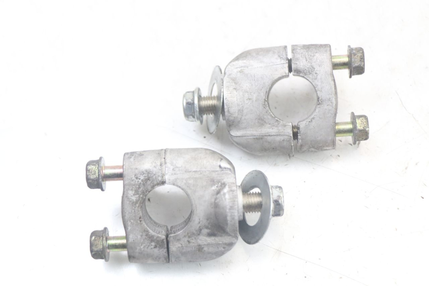 photo de STUURKLEM HONDA FJS SILVERWING SILVER WING 600 (2001 - 2010) - Detail van het onderdeel