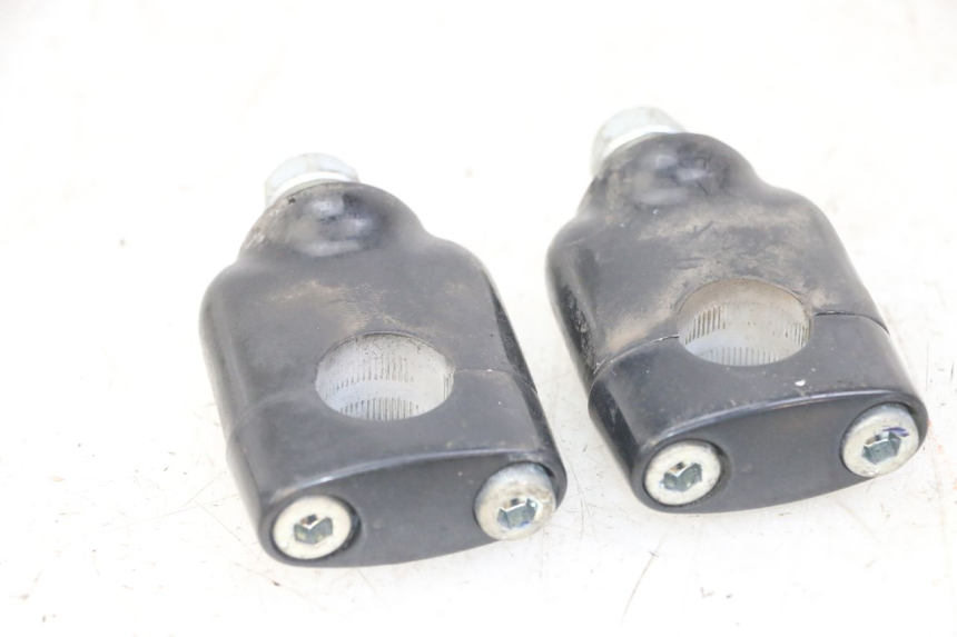 photo de STUURKLEM HONDA FORZA ABS 300 (2013 - 2017) - Andere kijkhoek