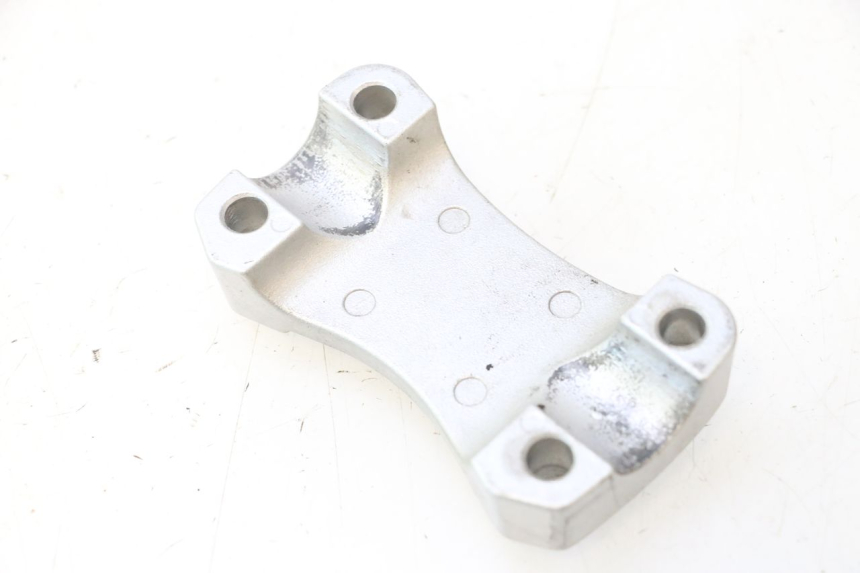 photo de STUURKLEM SUZUKI GSR 600 (2005 - 2012) - Detail van het onderdeel