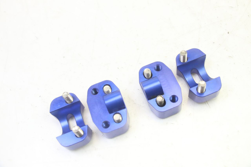 photo de STUURKLEM DERBI SENDA SM DRD 50 (2008 - 2013) - Zoom op gebruiksstaat