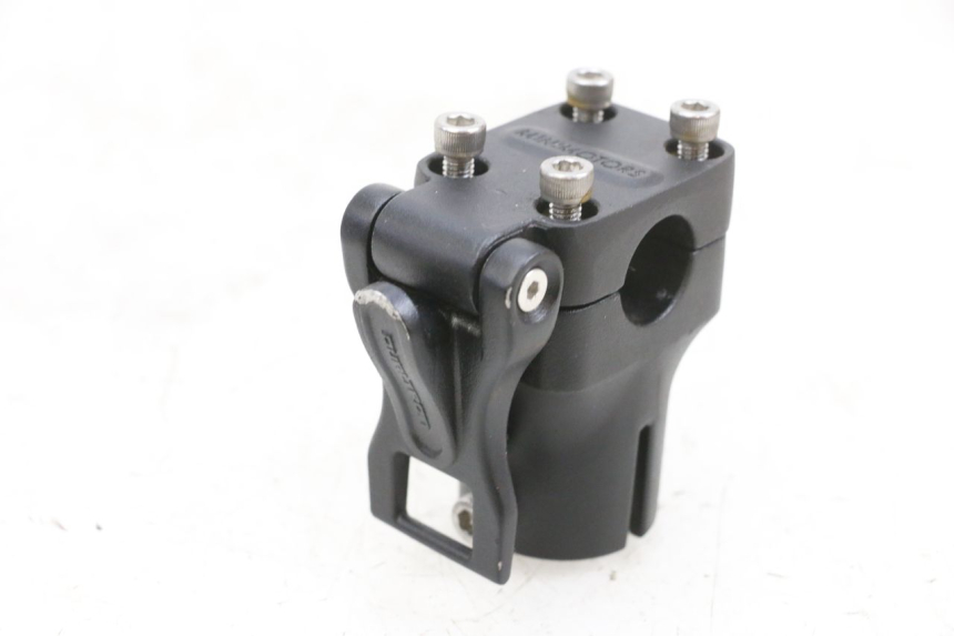 photo de STUURKLEM DUALTRON VICTOR LIMITED 1 - Bevestigingspunten