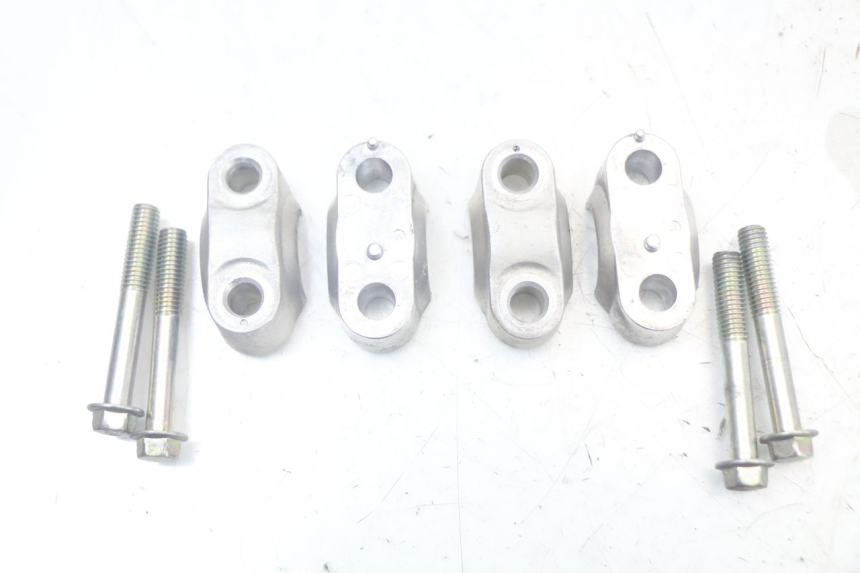 photo de STUURKLEM YAMAHA XMAX X-MAX ABS 125 (2017 - 2020) - Andere kijkhoek