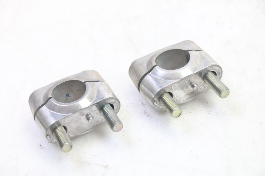 photo de STUURKLEM YAMAHA XMAX X-MAX 125 (2021 - 2025) - Andere kijkhoek