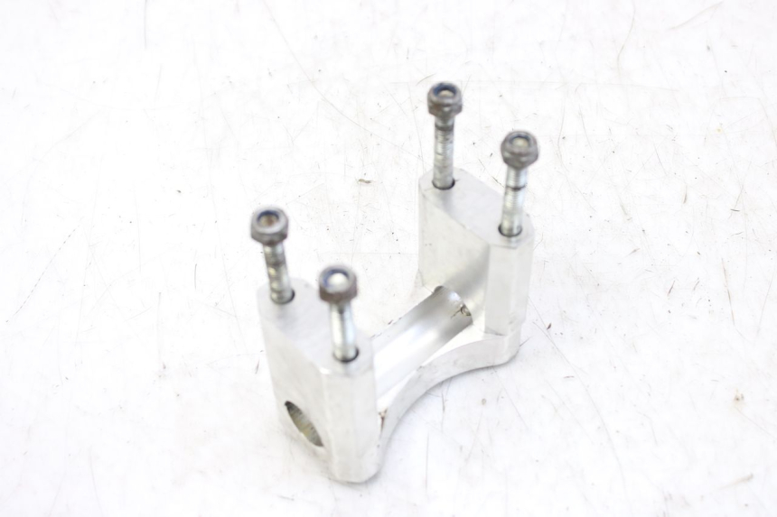 photo de STUURKLEM ZHEJIANG XMOTOS XB-81 50 - Andere kijkhoek