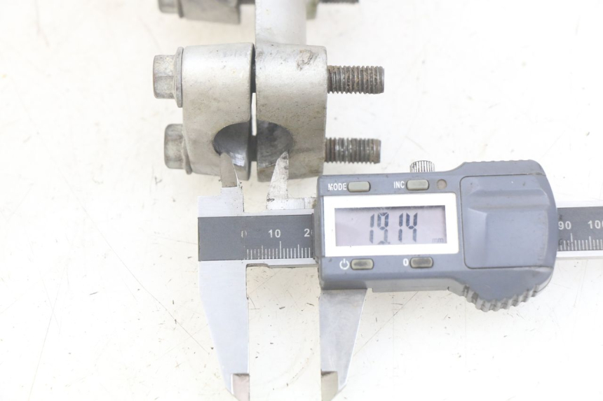 photo de STUURKLEM SHINERAY XY250 STXE 250 (2006 - 2012) - Detail van het onderdeel