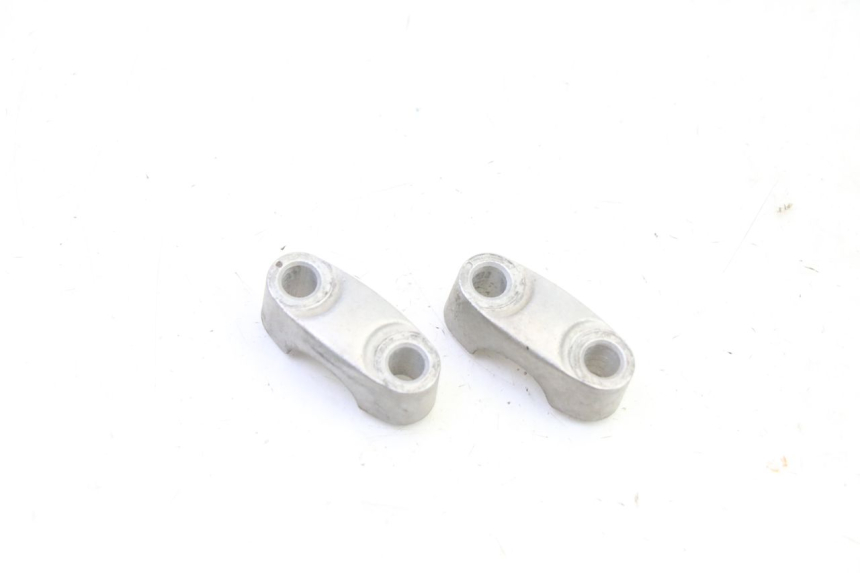 photo de STUURKLEM YAMAHA YFM BRUIN 350 (2003 - 2009) - Detail van het onderdeel