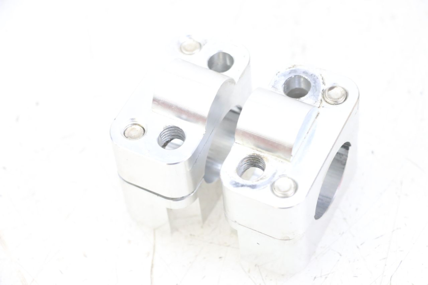 photo de STUURKLEM YAMAHA YZ 85 (2002 - 2018) - Andere kijkhoek