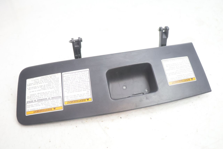 photo de HANDSCHOENENVAKHOUDER SUZUKI BURGMAN EXECUTIVE ABS 650 (2006 - 2012) - Zoom op gebruiksstaat