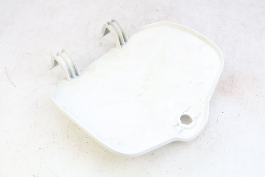 photo de HOES VOOR HANDSCHOENENVAK SYM FIDDLE 3 III 125 (2014 - 2020) - Detail van het onderdeel