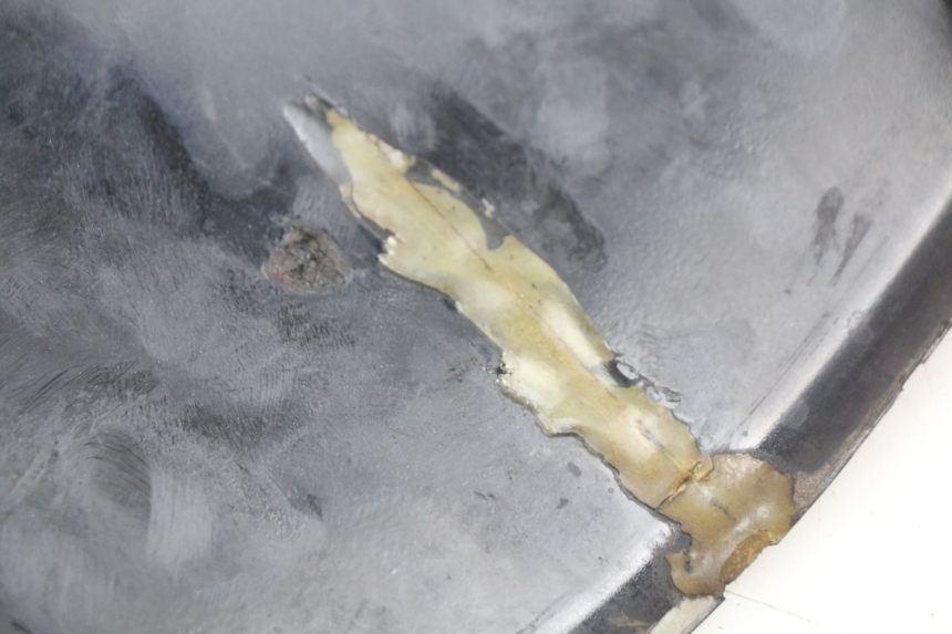 photo de HOES VOOR HANDSCHOENENVAK MBK FLIPPER 50 (2004 - 2012) - Bevestigingspunten