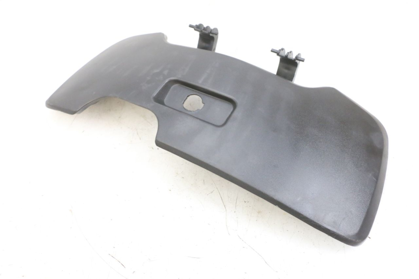 photo de HOES VOOR HANDSCHOENENVAK SYM GTS EVO 125 (2009 - 2013) - Overzicht