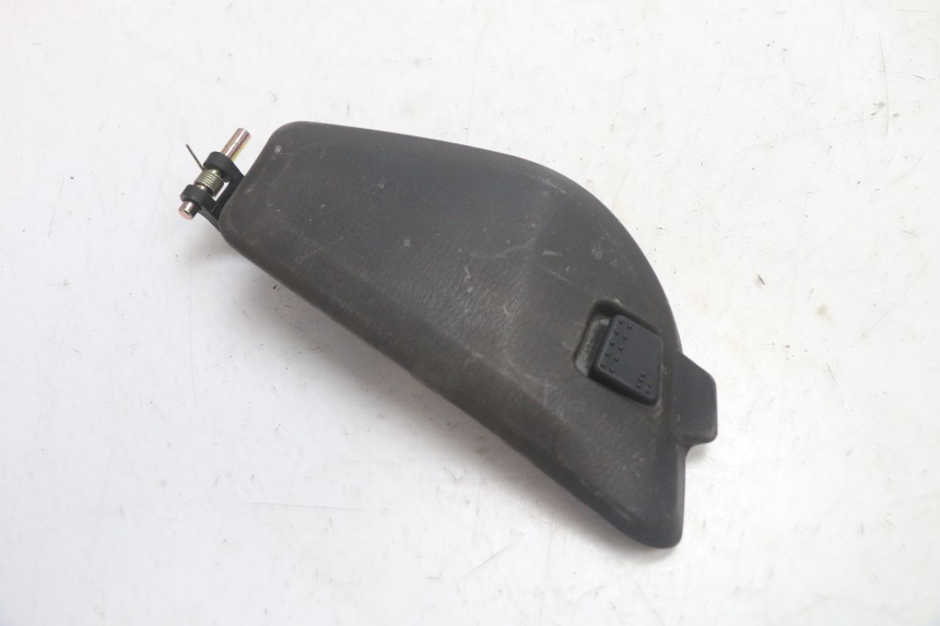 photo de HOES VOOR HANDSCHOENENVAK SYM GTS EVO 125 (2009 - 2013) - Detail van het onderdeel