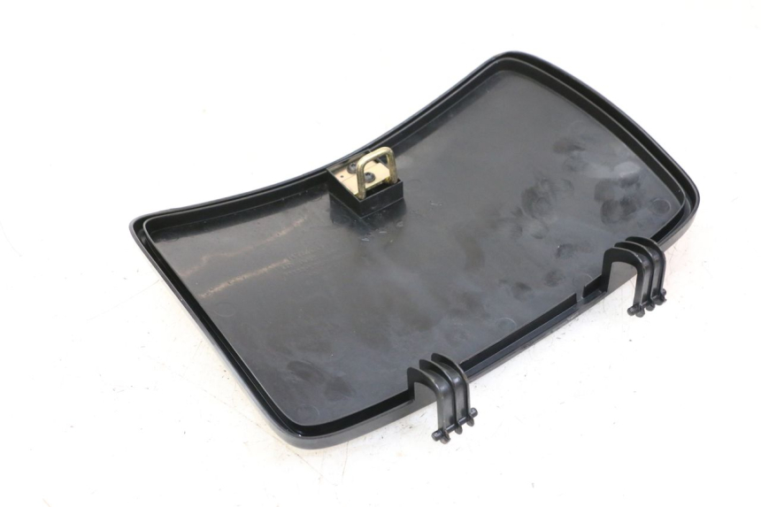 photo de HOES VOOR HANDSCHOENENVAK KYMCO PEOPLE S 125 (2000 - 2008) - Detail van het onderdeel