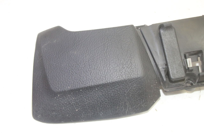 photo de HANDSCHOENENVAKHOUDER PIAGGIO MP3 HPE 350 (2018 - 2020) - Detail van het onderdeel