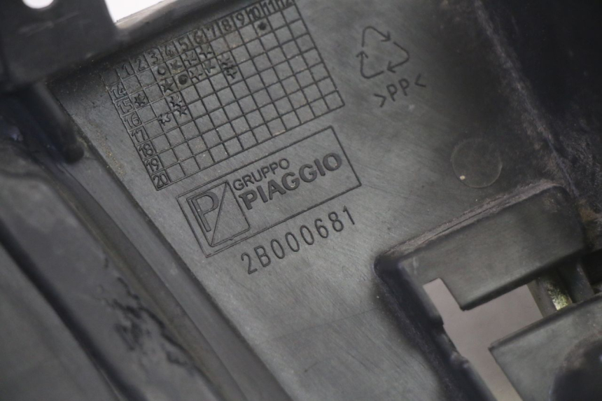 photo de HANDSCHOENENVAKHOUDER PIAGGIO MP3 500 (2016 - 2018) - Bevestigingspunten