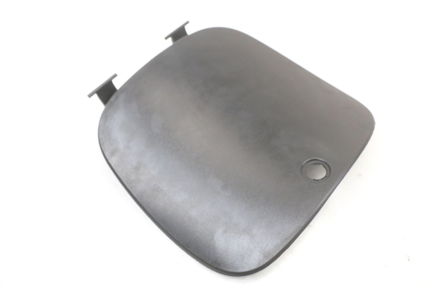 photo de HOES VOOR HANDSCHOENENVAK PEUGEOT TWEET 125 (2018 - 2021) - Detail van het onderdeel