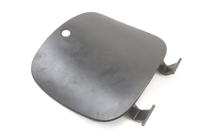 photo de HOES VOOR HANDSCHOENENVAK PEUGEOT TWEET 125 (2018 - 2021) - Zoom op gebruiksstaat