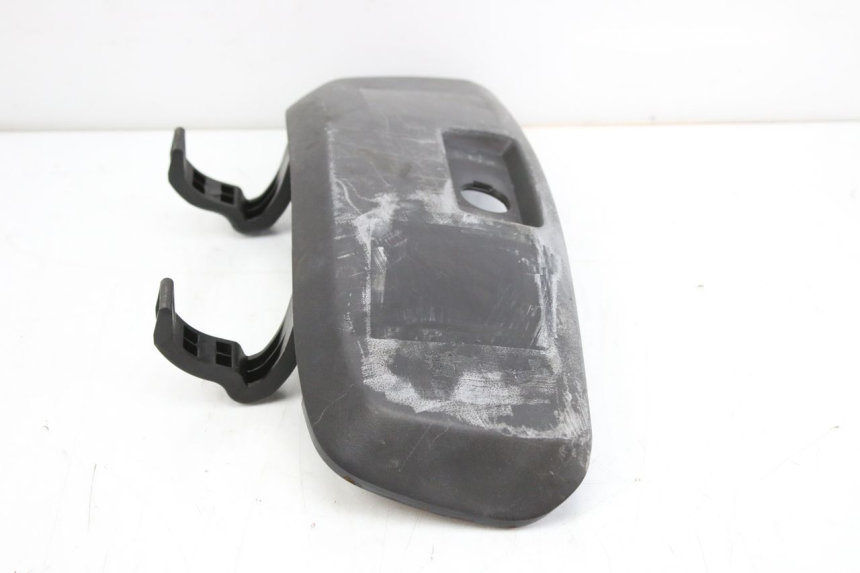 photo de HOES VOOR HANDSCHOENENVAK SUZUKI UH BURGMAN 125 (2002 - 2006) - Zoom op gebruiksstaat