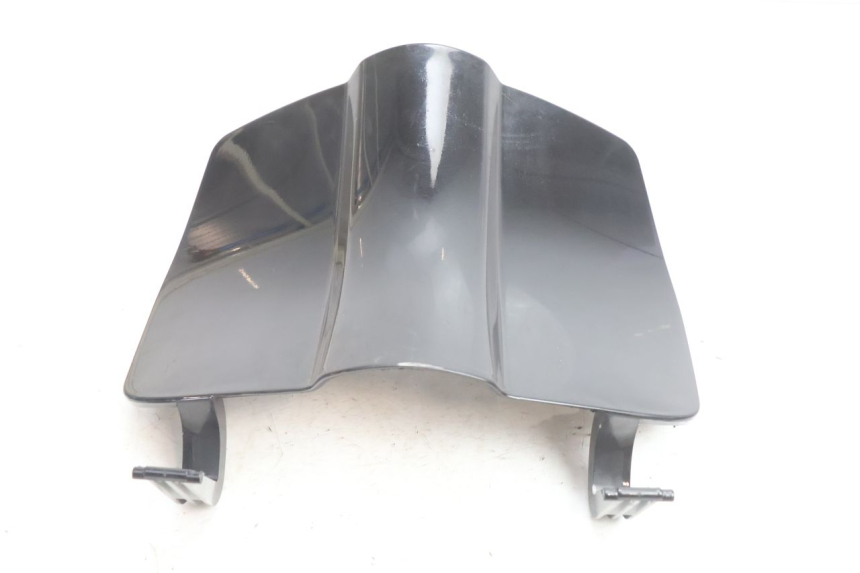 photo de HOUDER VOOR HANDSCHOENENVAK PIAGGIO VESPA PRIMAVERA 2T 50 (2013 - 2018) - Detail van het onderdeel