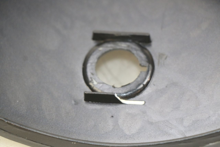 photo de HOES VOOR HANDSCHOENENVAK YIYING YY125T 125 (2006 - 2014) - Zoom op gebruiksstaat