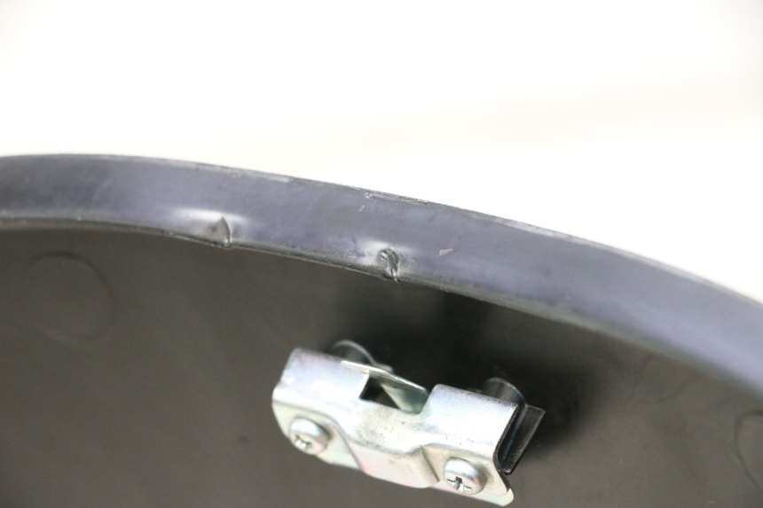 photo de HOUDER VOOR HET HANDSCHOENENVAK PIAGGIO ZIP IGET 4T 50 (2021 - 2023) - Detail van het onderdeel
