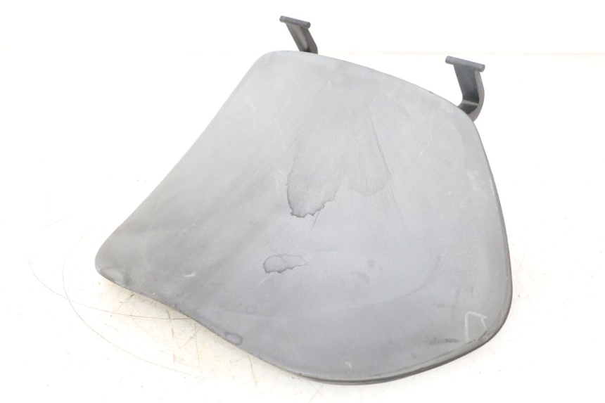 photo de HOUDER VOOR HET HANDSCHOENENVAK PIAGGIO ZIP IGET 4T 50 (2021 - 2023) - Bevestigingspunten