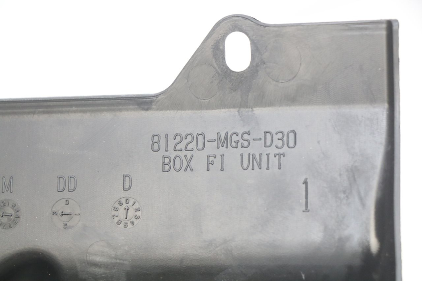 photo de ZEKERINGHOUDER HONDA INTEGRA NC D 750 (2016 - 2018) - Andere kijkhoek