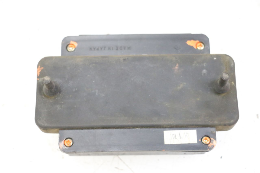 photo de ZEKERINGHOUDER KAWASAKI ZR7 ZR-7 S 750 (1999 - 2004) - Detail van het onderdeel