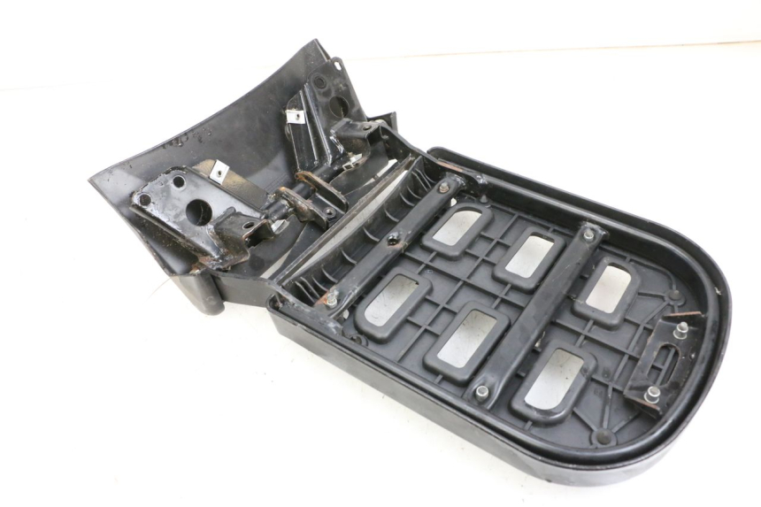 photo de DRAGERACK PIAGGIO MP3 RL 250 (2006 - 2010) - Bevestigingspunten