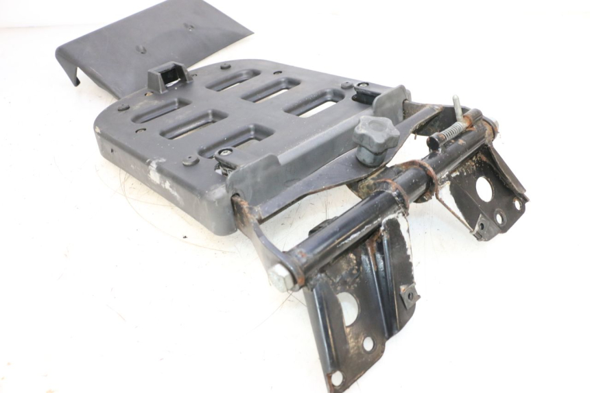 photo de DRAGERACK PIAGGIO MP3 125 (2006 - 2014) - Bevestigingspunten