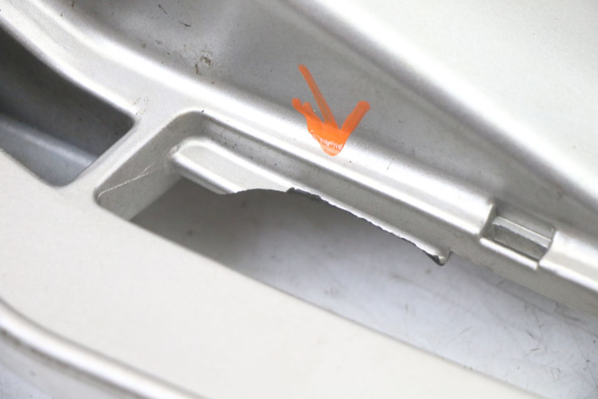 photo de DRAGERACK PIAGGIO VESPA GRANTURISMO 125 (2003 - 2007) - Zoom op componenten