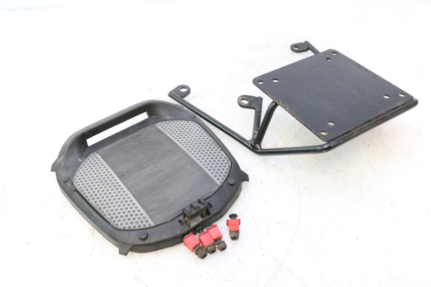 photo de DRAGER YAMAHA YP MAJESTY 125 (2002 - 2006) - Hoofdaanzicht