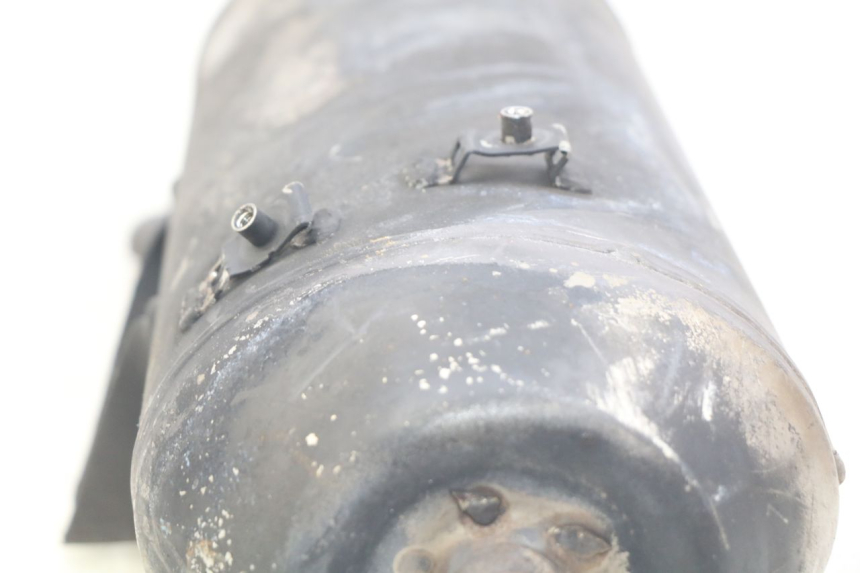 photo de UITLAATDEMPER PIAGGIO BEVERLY 125 (2010 - 2015) - Bevestigingspunten