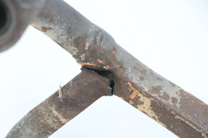 photo de UITLAATDEMPER YAMAHA BW'S EASY 50 (2013 - 2016) - Alternatieve hoek