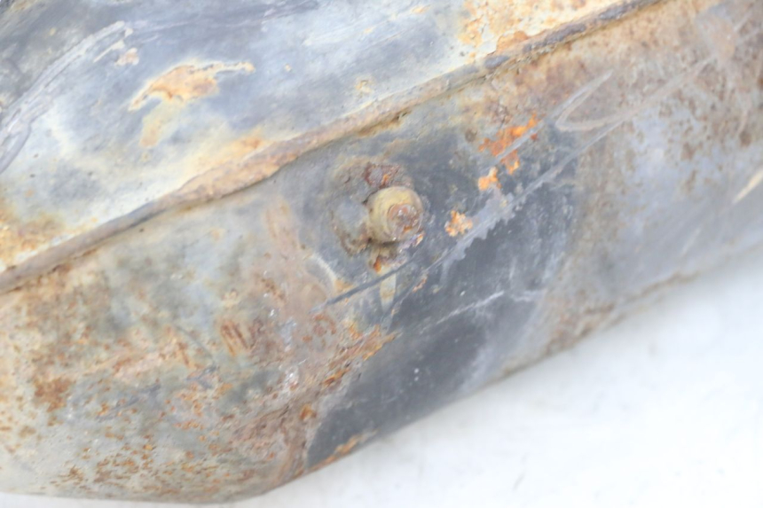 photo de UITLAATDEMPER PEUGEOT ELYSEO 125 (1999 - 2004) - Zoom op gebruiksstaat