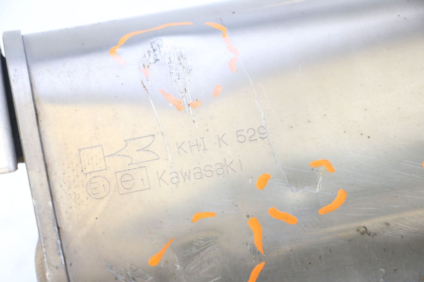 photo de UITLAATPIJP KAWASAKI ER-6 ER6 N 650 (2005 - 2009) - Andere kijkhoek