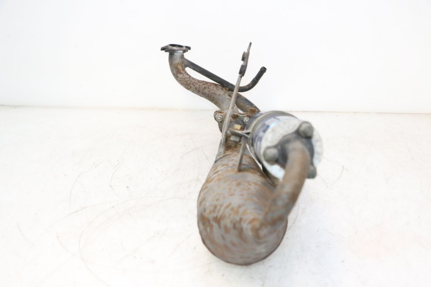 photo de UITLAATPIJP KEEWAY F-ACT NAKED 50 (2009 - 2014) - Bevestigingspunten