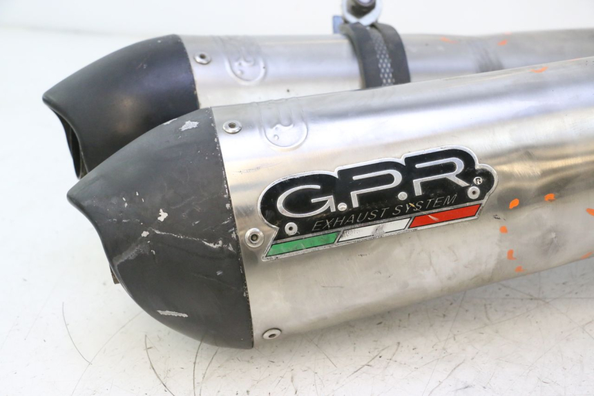 photo de UITLAATPIJP YAMAHA FJR 1300 (2001 - 2005) - Overzicht