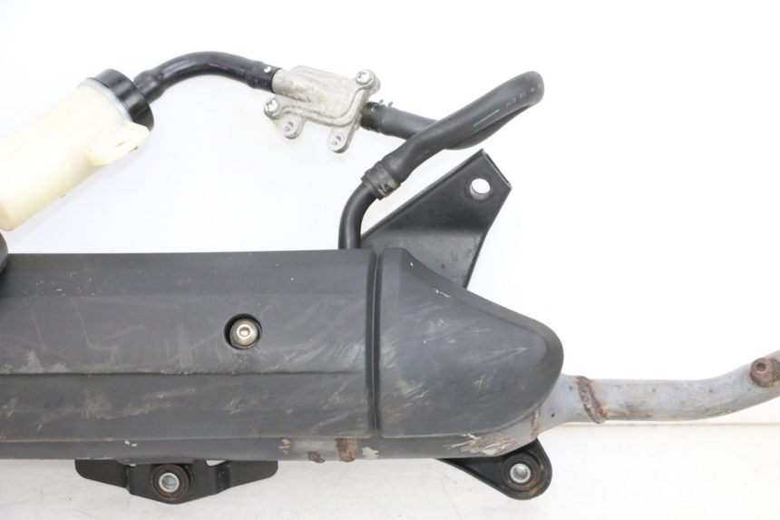 photo de UITLAATDEMPER MBK FLAME X 125 (2007 - 2016) - Alternatieve hoek