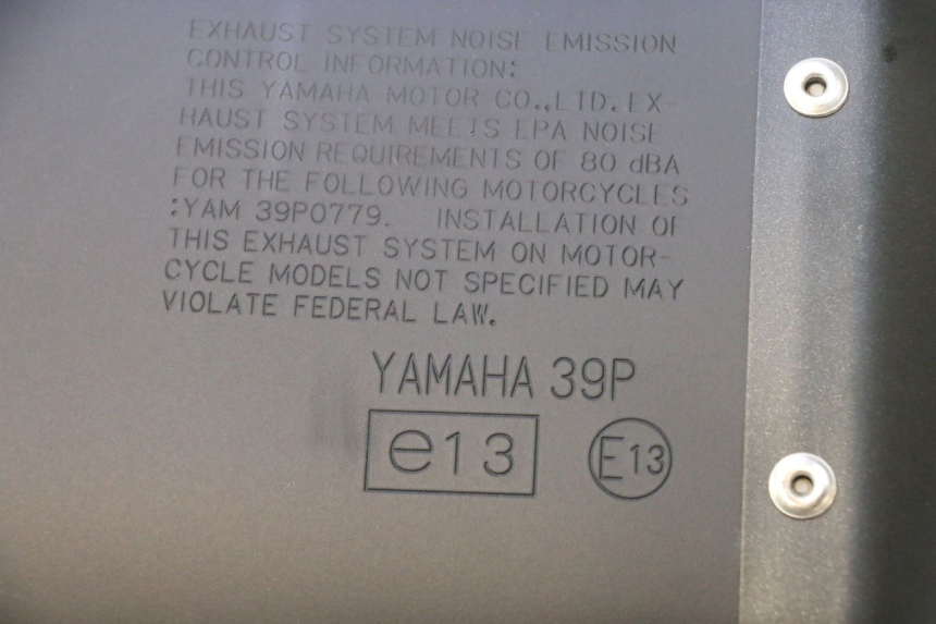 photo de UITLAATDEMPER YAMAHA FZ8 800 (2010 - 2016) - Kenmerkende details