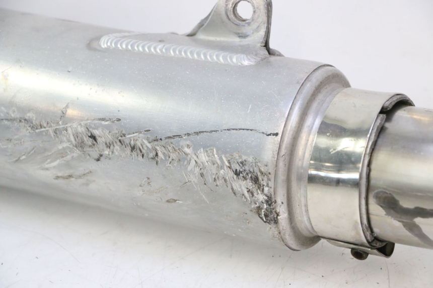 photo de UITLAATPIJP SUZUKI GSX F GSXF 750 (1988 - 1998) - Detailaanzicht