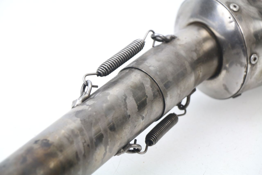 photo de UITLAATDEMPER SUZUKI GSXF GSX F 600 (1988 - 1997) - Kenmerkende details