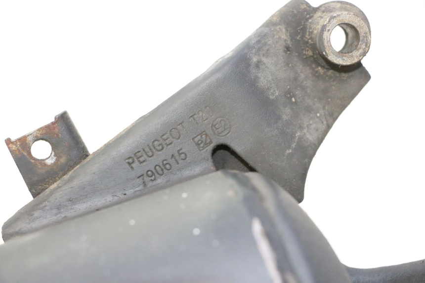 photo de UITLAATDEMPER PEUGEOT KISBEE 4T 50 (2018 - 2022) - Detail van het onderdeel