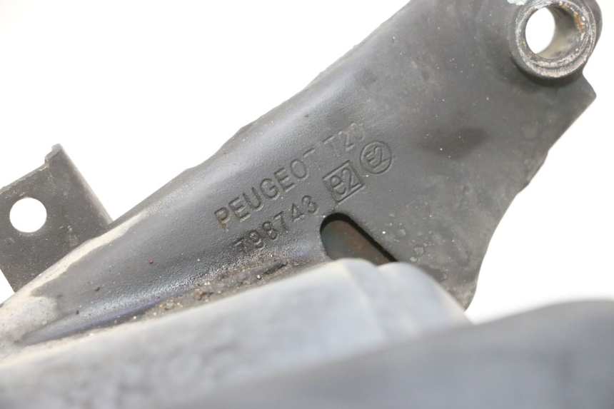 photo de UITLAATPIJP PEUGEOT KISBEE 4T 50 (2023 - 2026) - Zoom op gebruiksstaat
